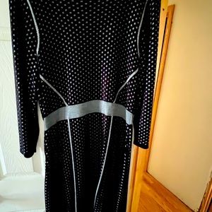 KNEE LEMGTH LIGHT WEIGHT KNIT